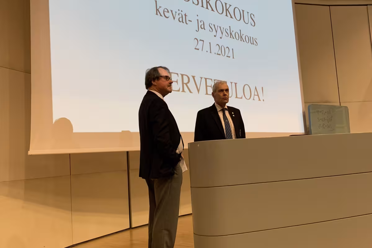 Kokouksen avaus 