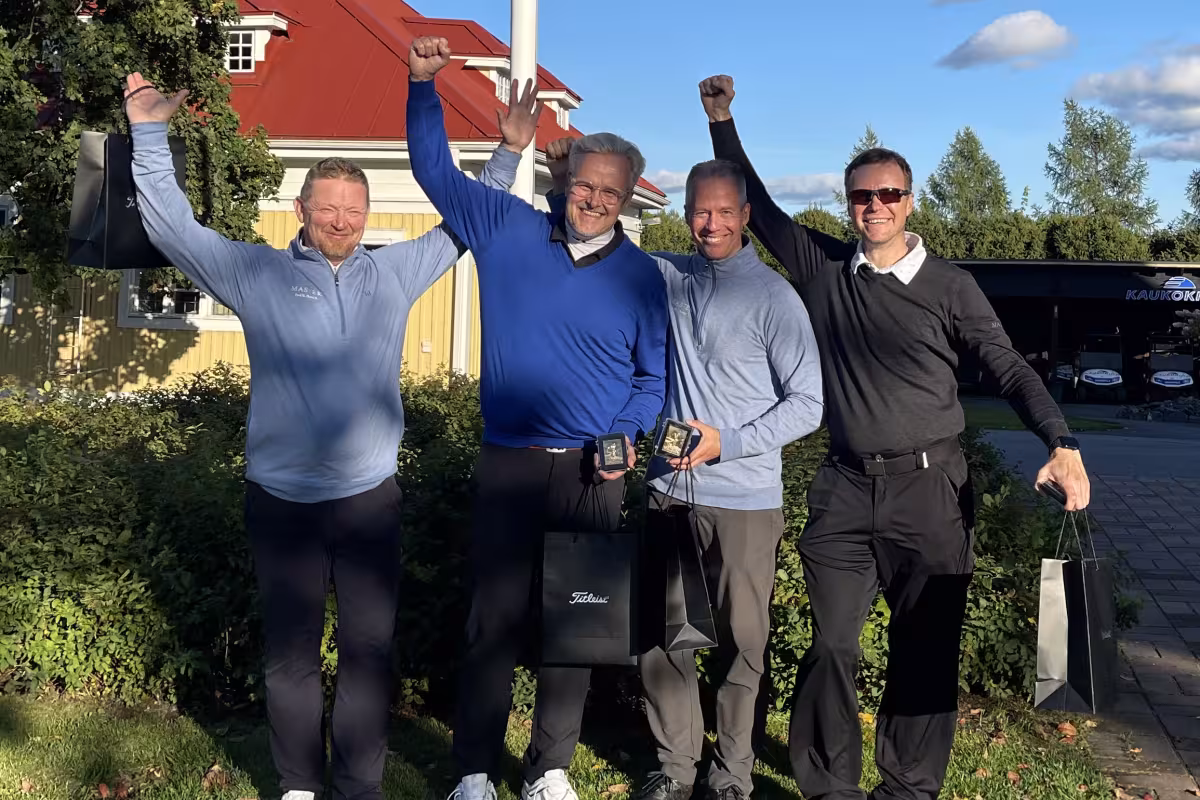 aster Golfin voittoisa joukkue Kimmo Vihanto, Mikko Eskelinen, Patrik Björksten ja Jari Puurtinen