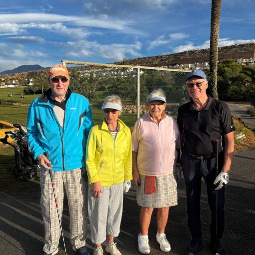  Alf, Eliisa, Tuija ja Esko