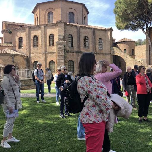  Turistit Ravennassa