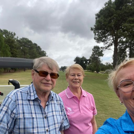 Quinta do Perun ykkösteellä Kalevi, Eeva ja Helena