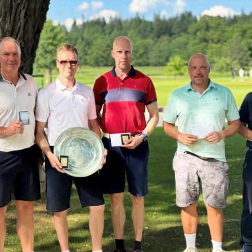  FSO M50 vasemmalta Mikko Rantanen, Jari Puurtinen, Marko Kuningas, Roope Kalajo ja kilpailun johtaja Risto Mäkinen