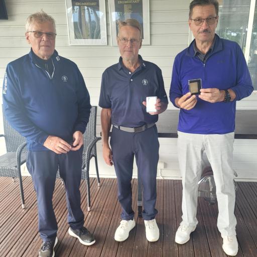 SM-mitalistit vasemmalta: Erkki Kortelainen hopeaa, Markku Utti pronssia ja Veijo Suomela kultaa.