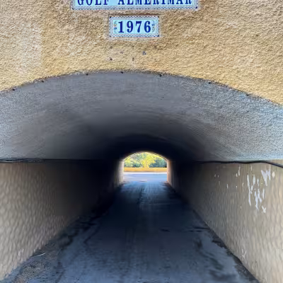 Tunneli