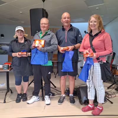 Voittajajoukkue Top-10 kisassa Johanna Latvakangas, Kari Koivula, Jarmo Louhelainen ja ja Eeva Kopposela.