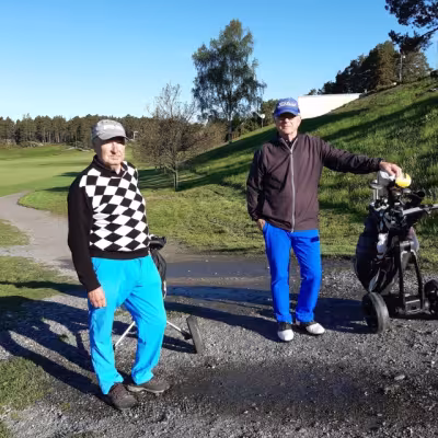 EPG:n Osmo Kiviluoto ja GT:n  Timo Tarvainen valmistautumassa lähtöön Kultarannan upeassa aamussa.