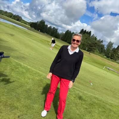 Lakeside Golfin N65 sarjan voittaja Helena Hiilivirta.