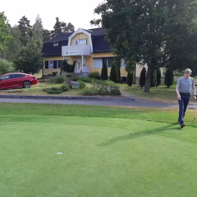 Aurinko Golf 1