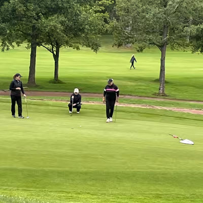Aura Golf