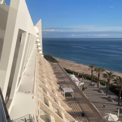 Sesimbra Oceanfront hotelli