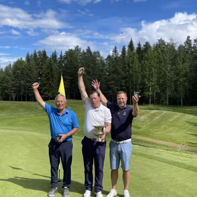Voittajat: Ari Vauhkonen (2.) Matti Moilanen (1.) ja Sebastian Nymark (3.) 