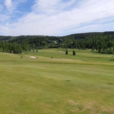  Maisema Himos Golfin kentältä